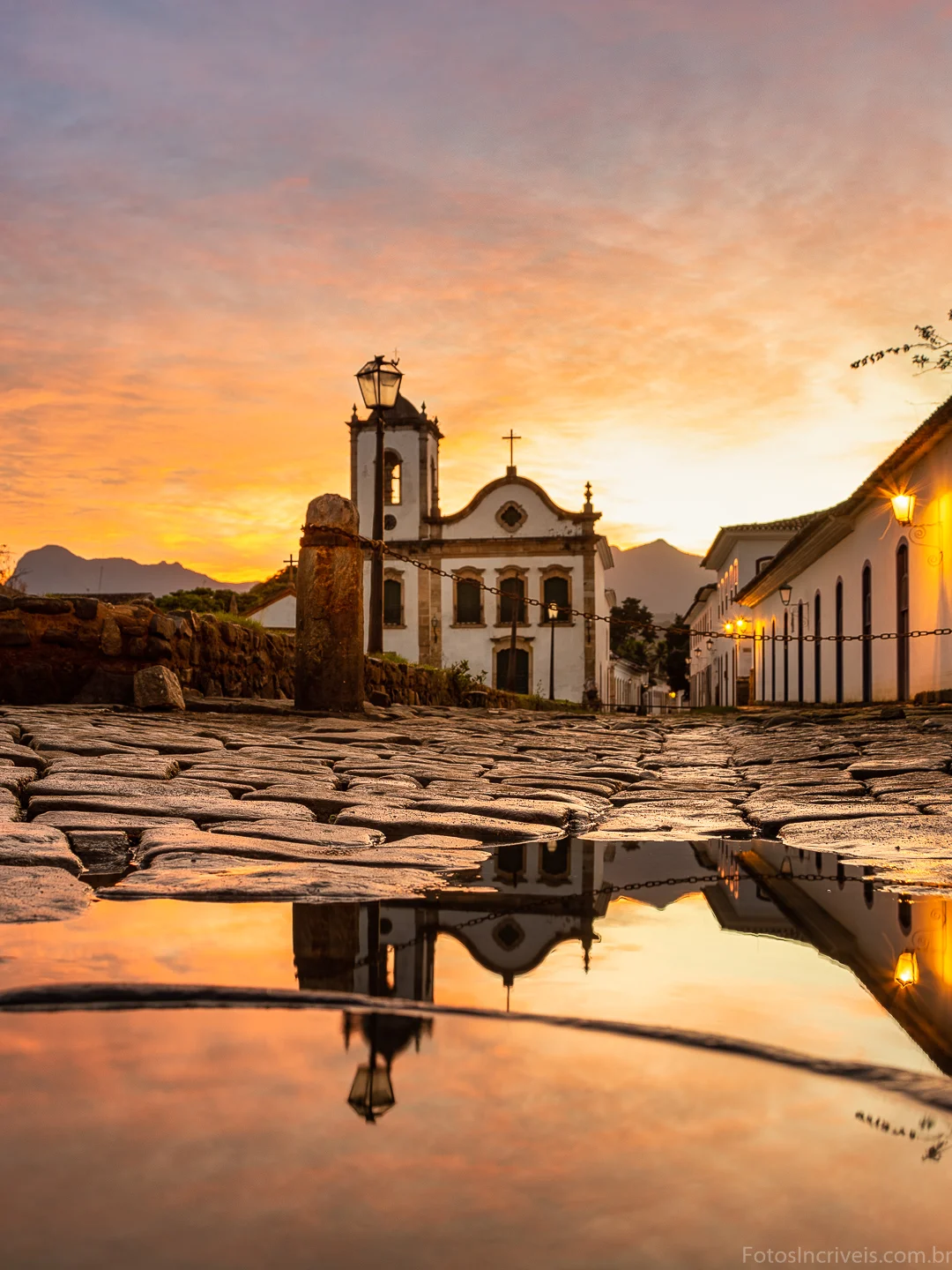 Paraty, destino histórico e turístico no litoral do Rio de Janeiro